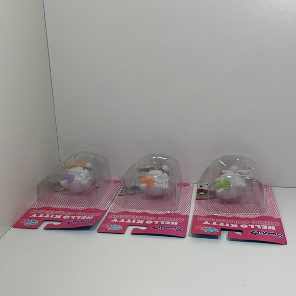 Hello Kitty Music Collection Series 1 lot of 3 - Picture 5 of 6